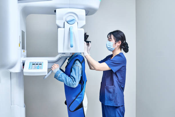 Best Emergency Tooth Extraction in Waelder, TX